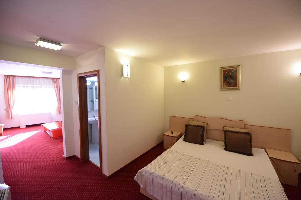 Euro Hotels Gara de Nord  Bukarest Exterior foto