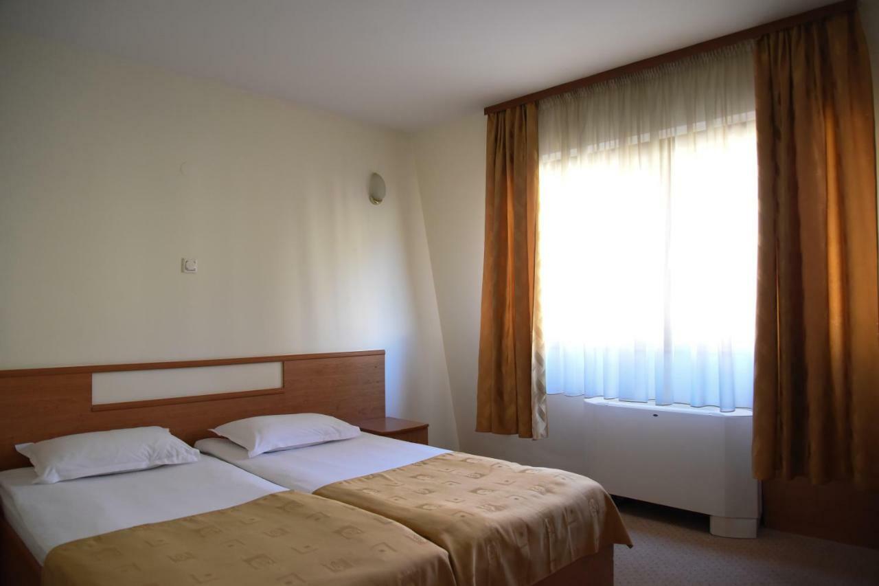 Euro Hotels Gara de Nord  Bukarest Exterior foto